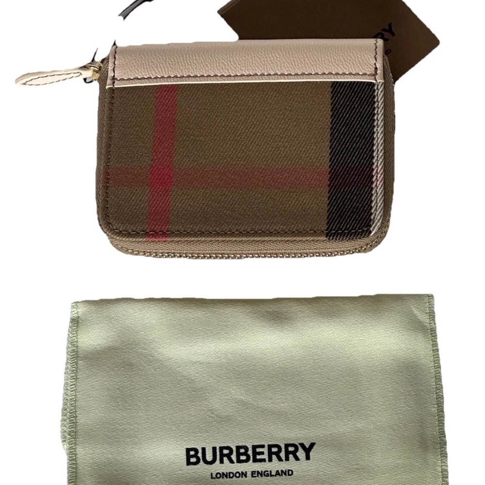 Burberry Brand New Zip Around Check Pale Cameo Wallet 80845271 Retail $480 - Picture 1 of 8
